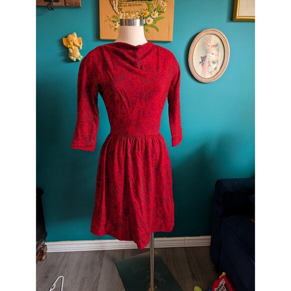 Women's vintage 1960s red Paisley dress cowl neck small medium wool blend
